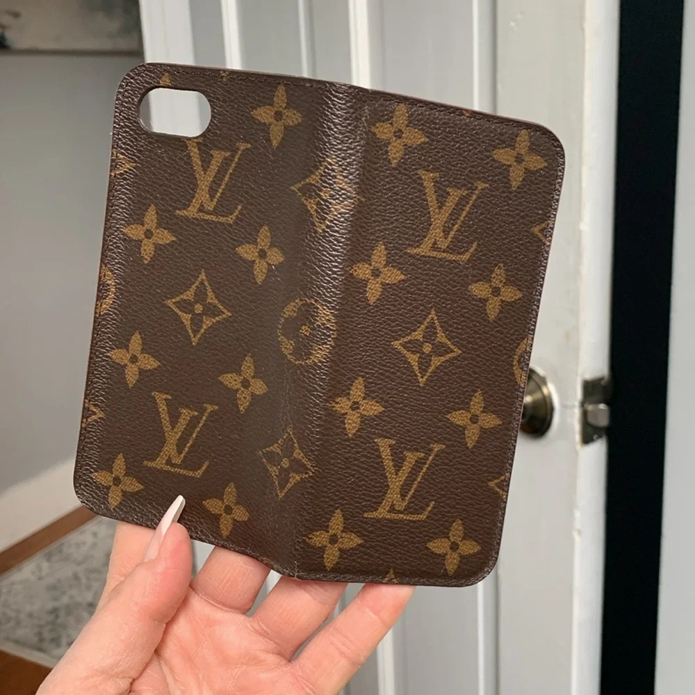 Authentic Louis Vuitton iPhone 7 monogram and hot pink phone case